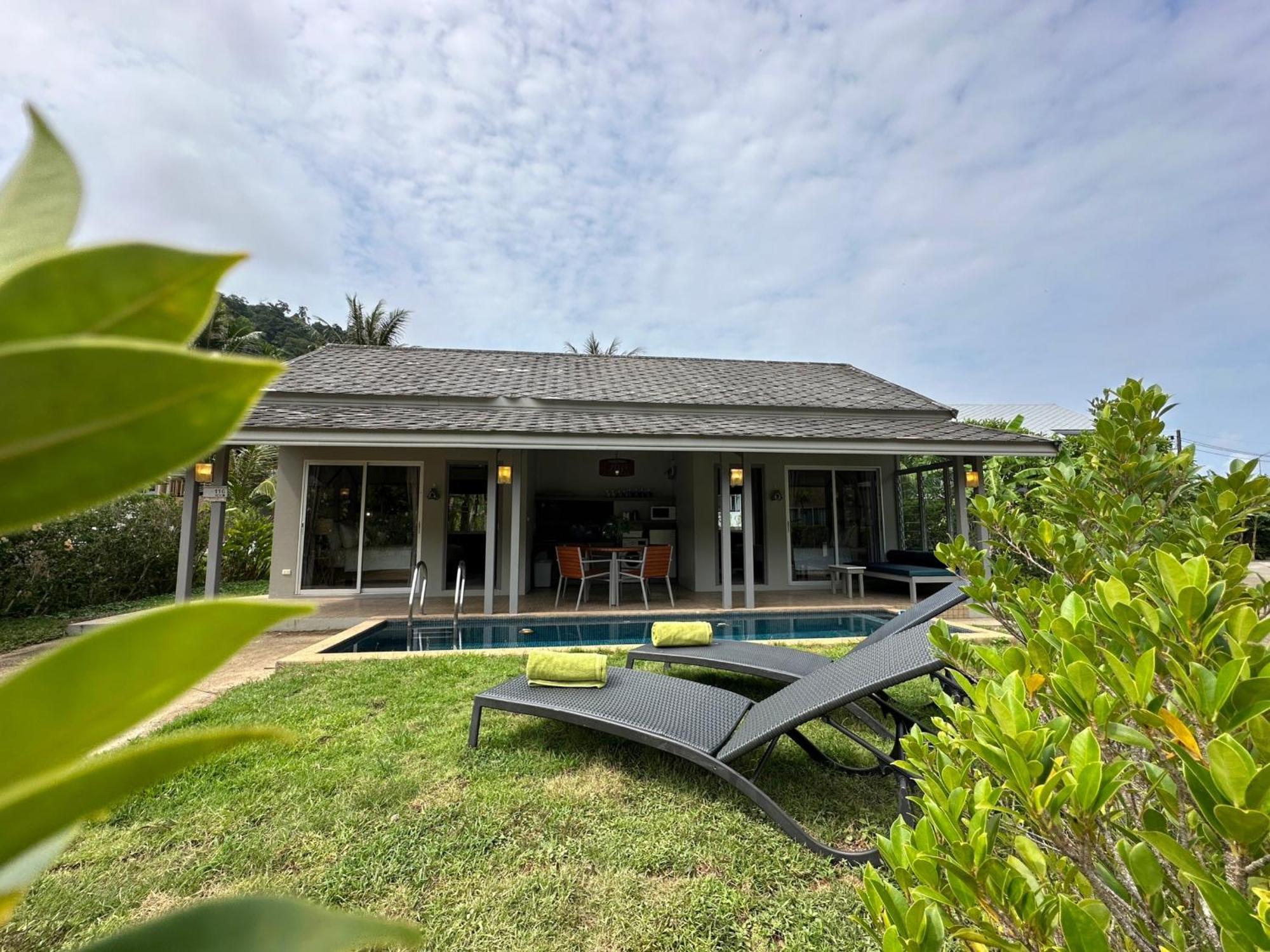 Sakoo Valley Naithon Beach Exterior foto